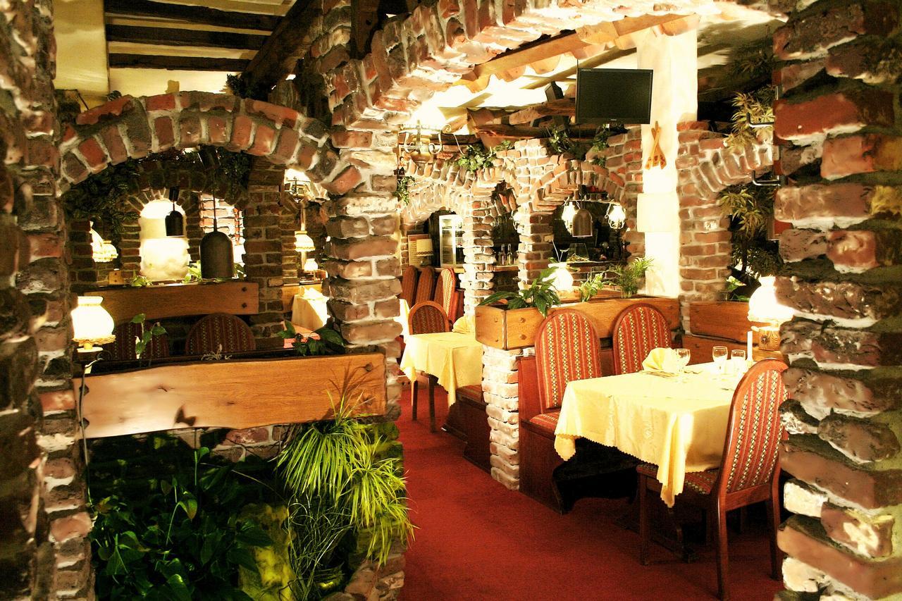 Hotel Restaurant Cristal Wintzenheim Ngoại thất bức ảnh