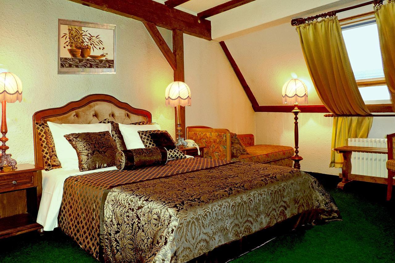 Hotel Restaurant Cristal Wintzenheim Ngoại thất bức ảnh